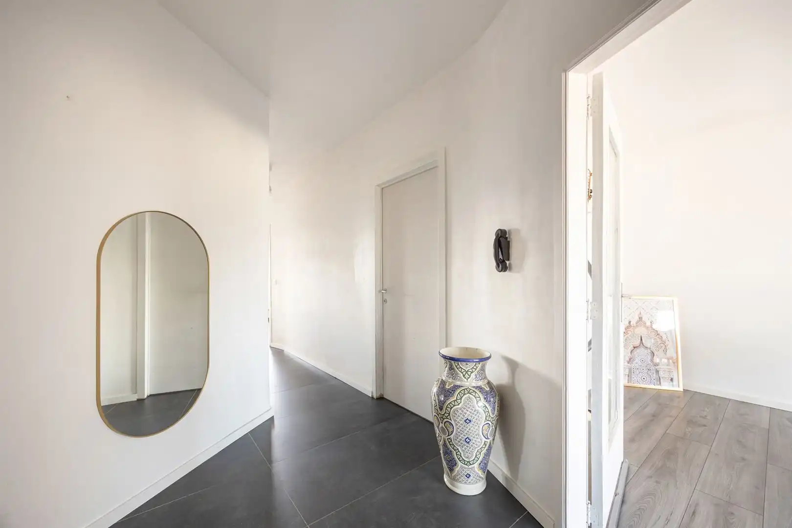 Centraal & slim gerenoveerd appartement met terrasje  foto 6