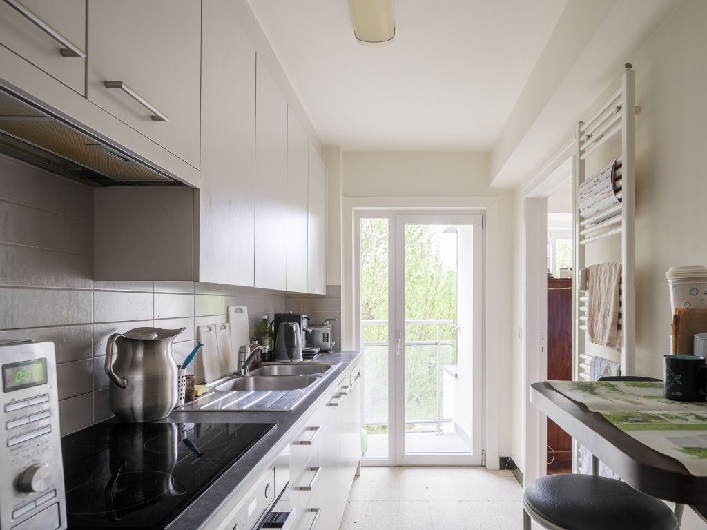 Instapklaar 2-slaapkamer appartement met een zicht over de Coupure foto 7