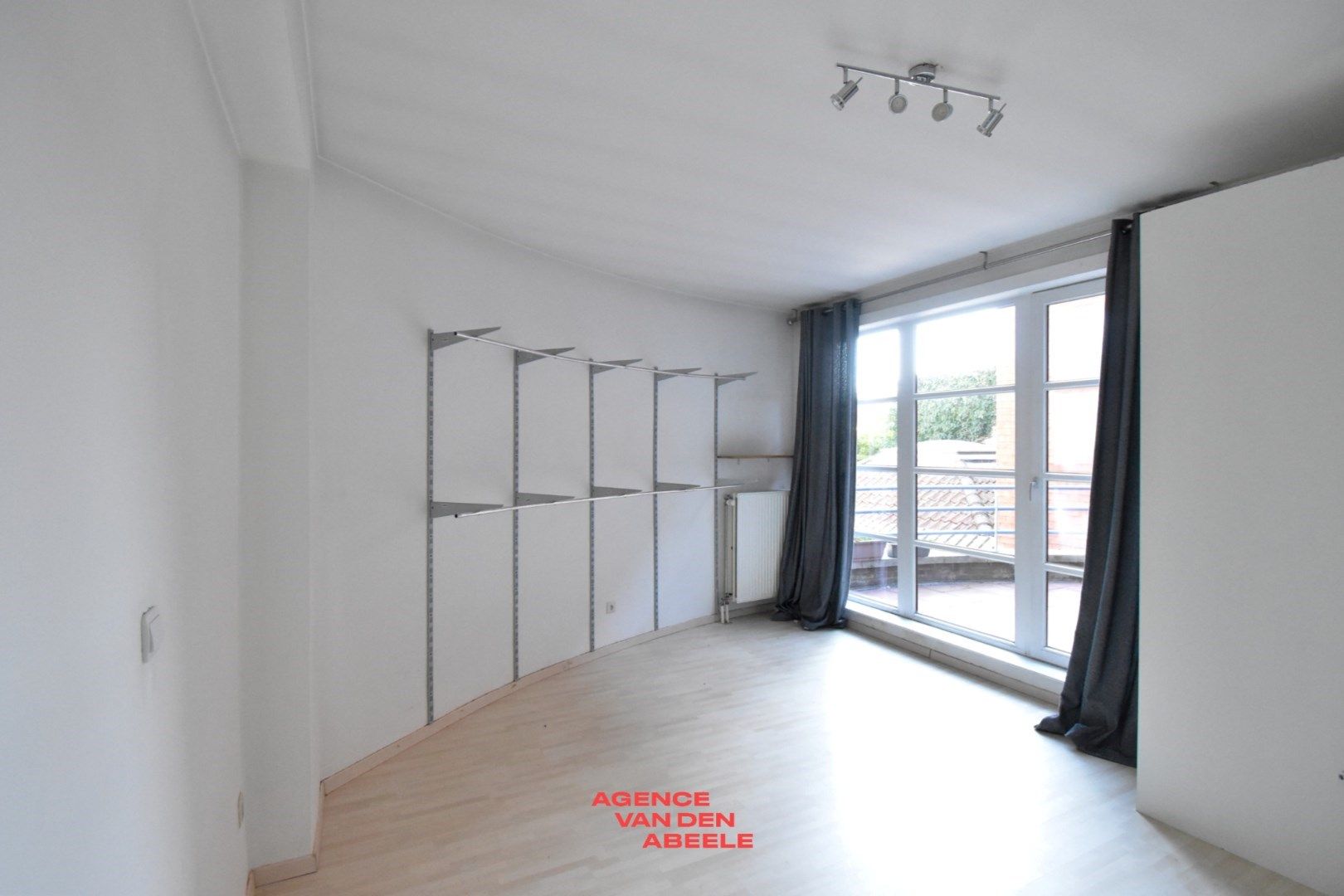 Ruim appartement op UNIEKE locatie te Brugge foto 5