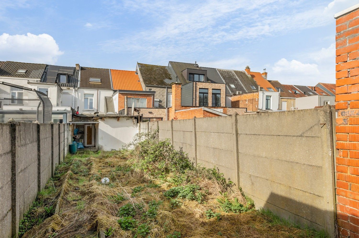 Charmant gerenoveerde rijwoning is gelegen binnen het bruisende hartje van Lier. foto 26