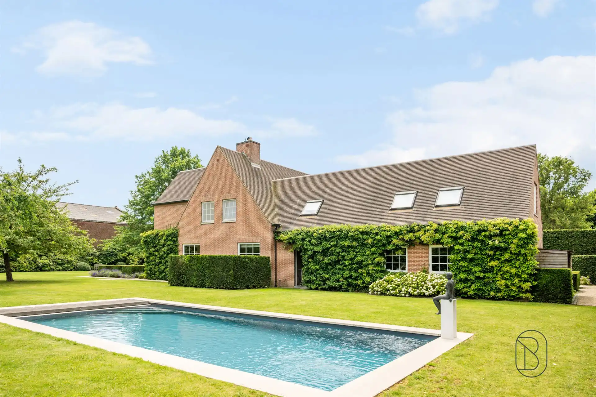 Exclusieve villa met praktijk/kantoor en prachtige tuin foto 4