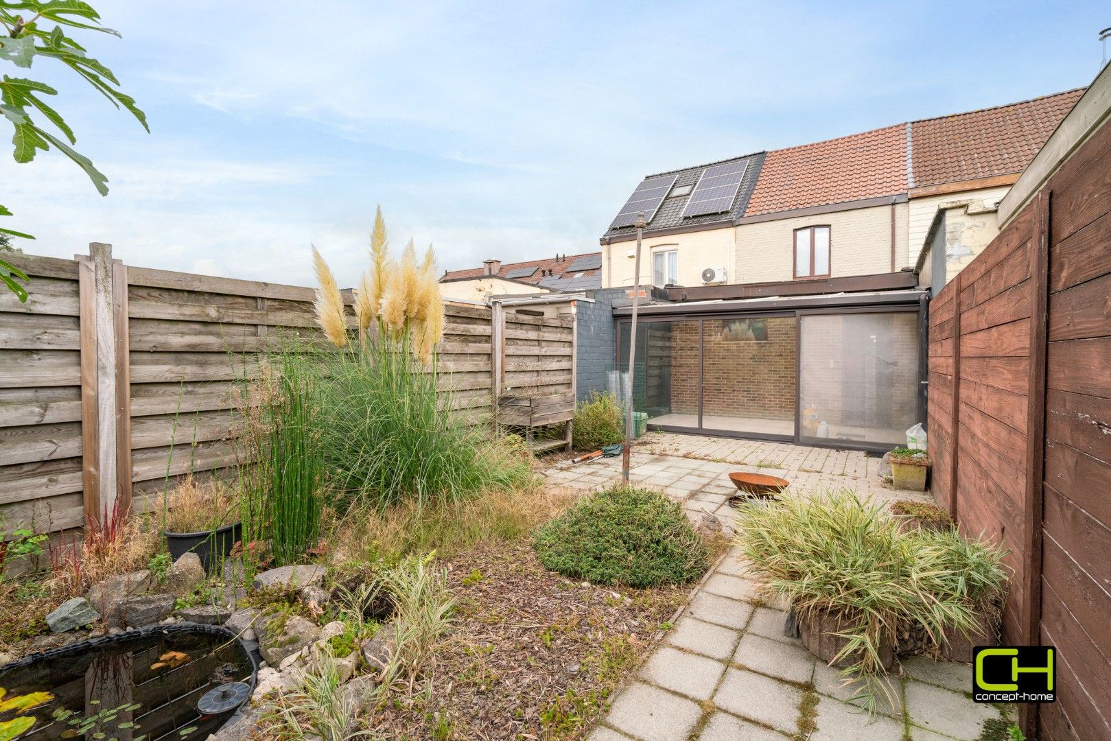 Te renoveren woning met ruime tuin te koop in Lievegem foto 16