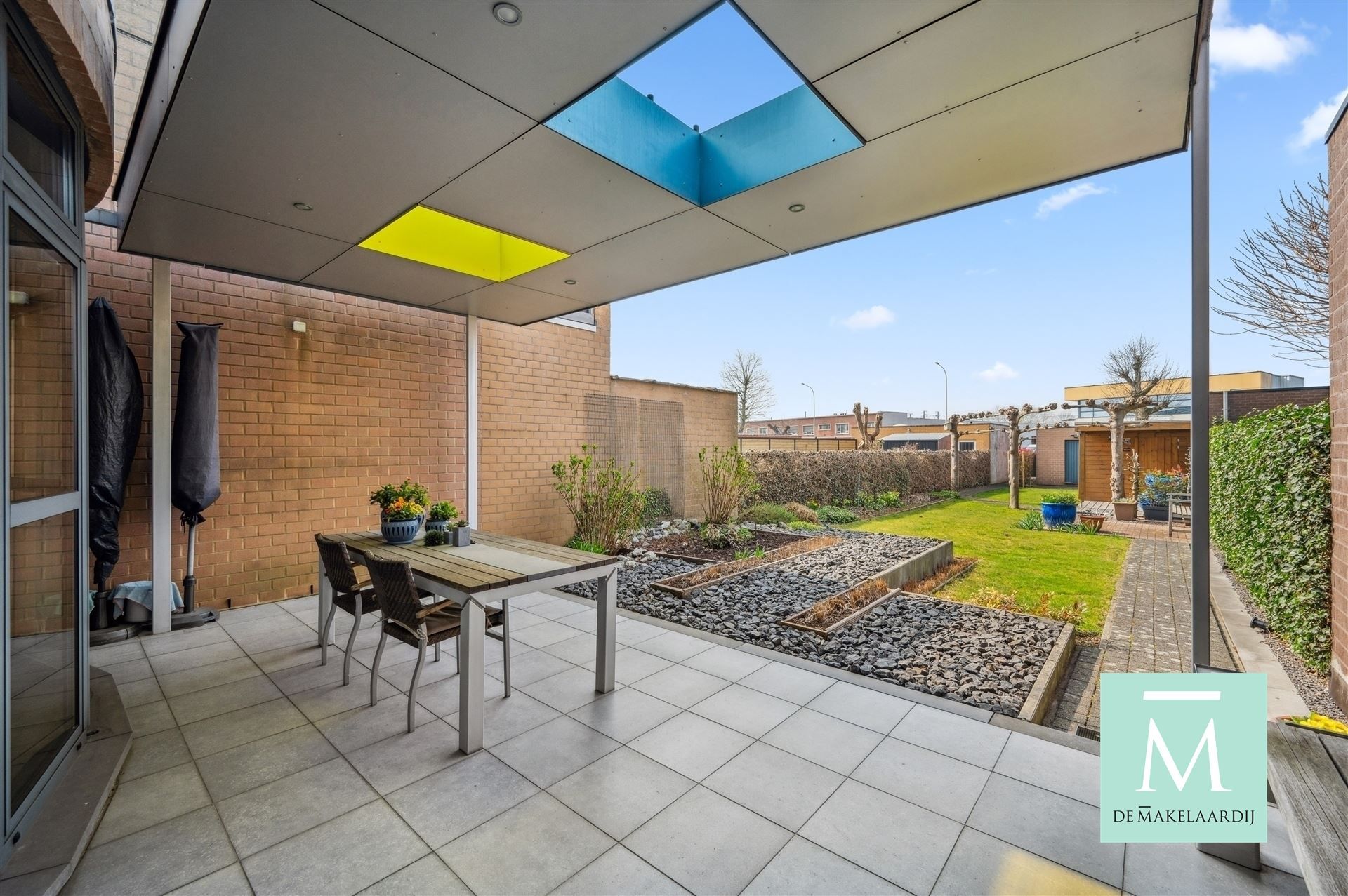 Energiezuinige woning met aangename tuin en garage foto 25