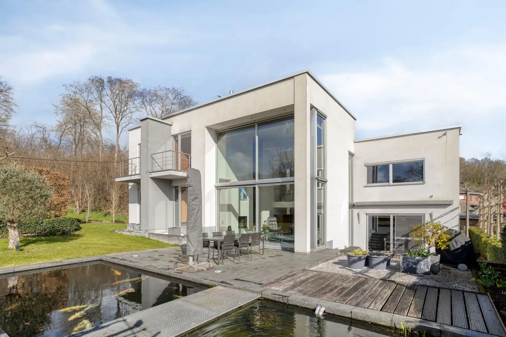 Lichtrijke, moderne villa in perfecte staat op rustige locatie foto 35