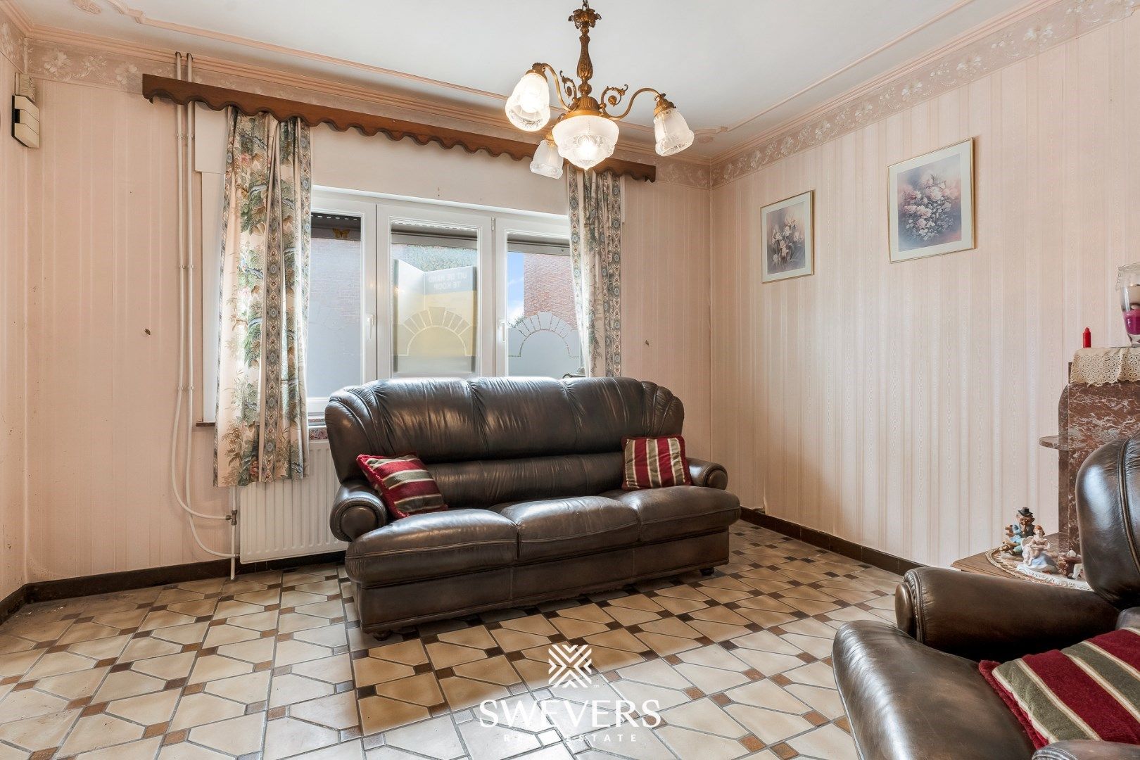 Ruime halfopen woning met renovatiepotentieel in Borgloon foto 9
