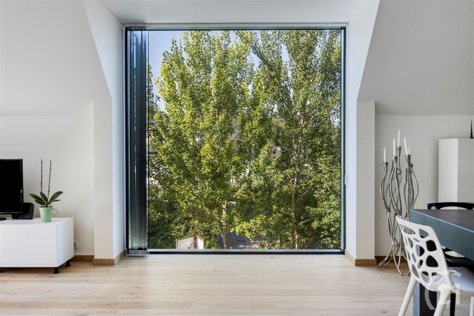 Energiezuinige villa met luxe afwerking op toplocatie in Beersel! foto 9