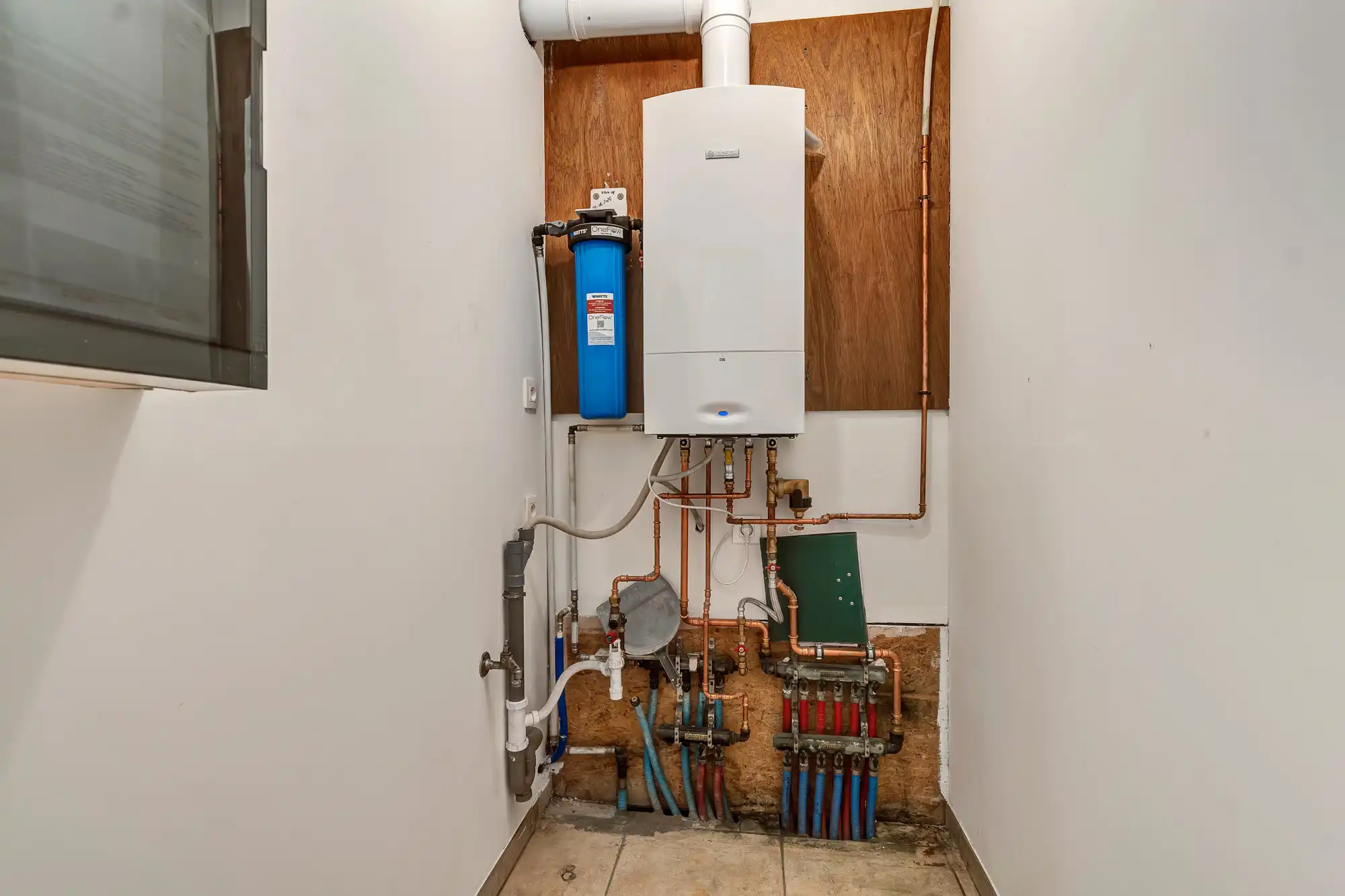 Instapklaar gelijkvloers appartement met tuin nabij centrum foto 9