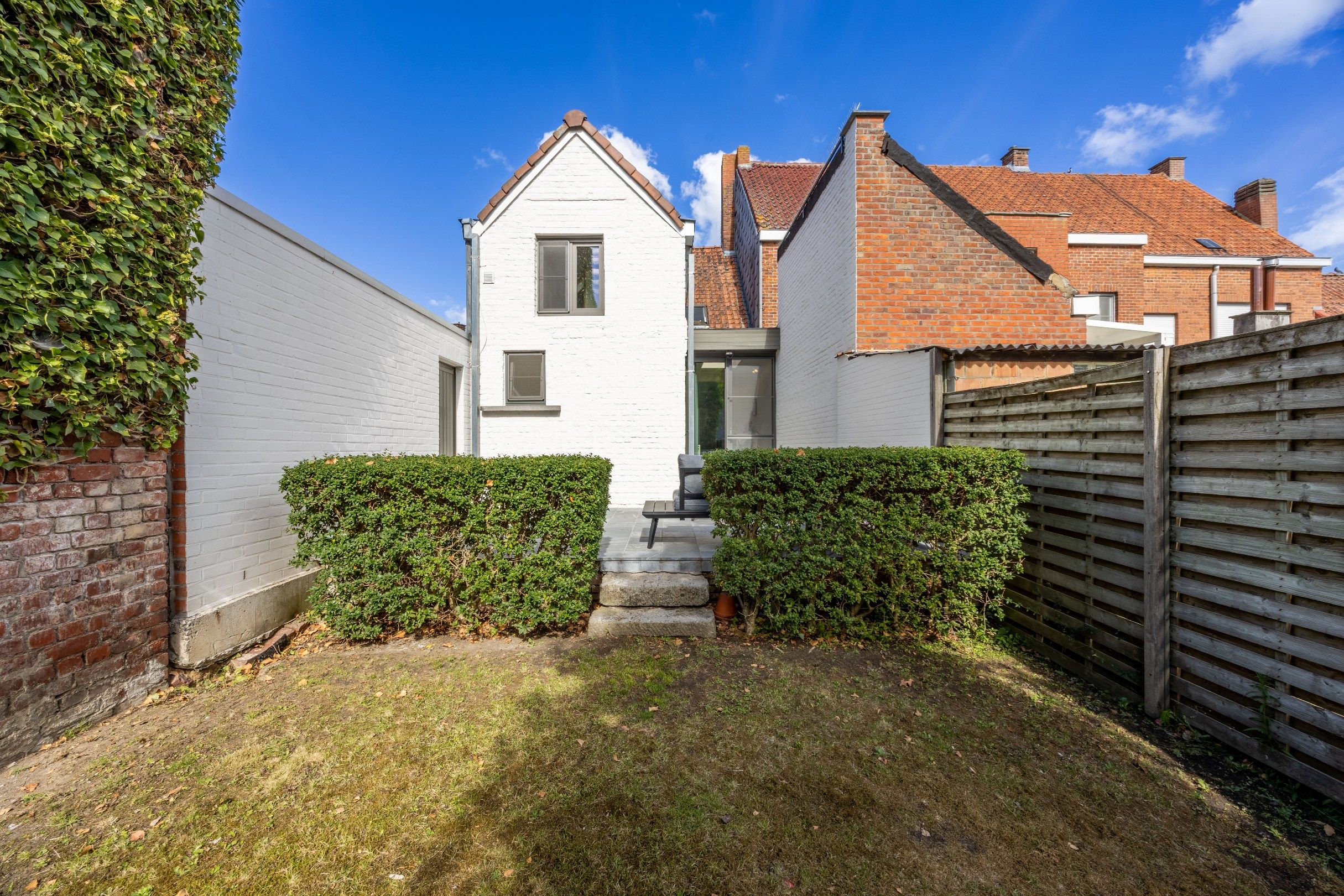 KNUSSE STARTERSWONING MET TUIN foto 18