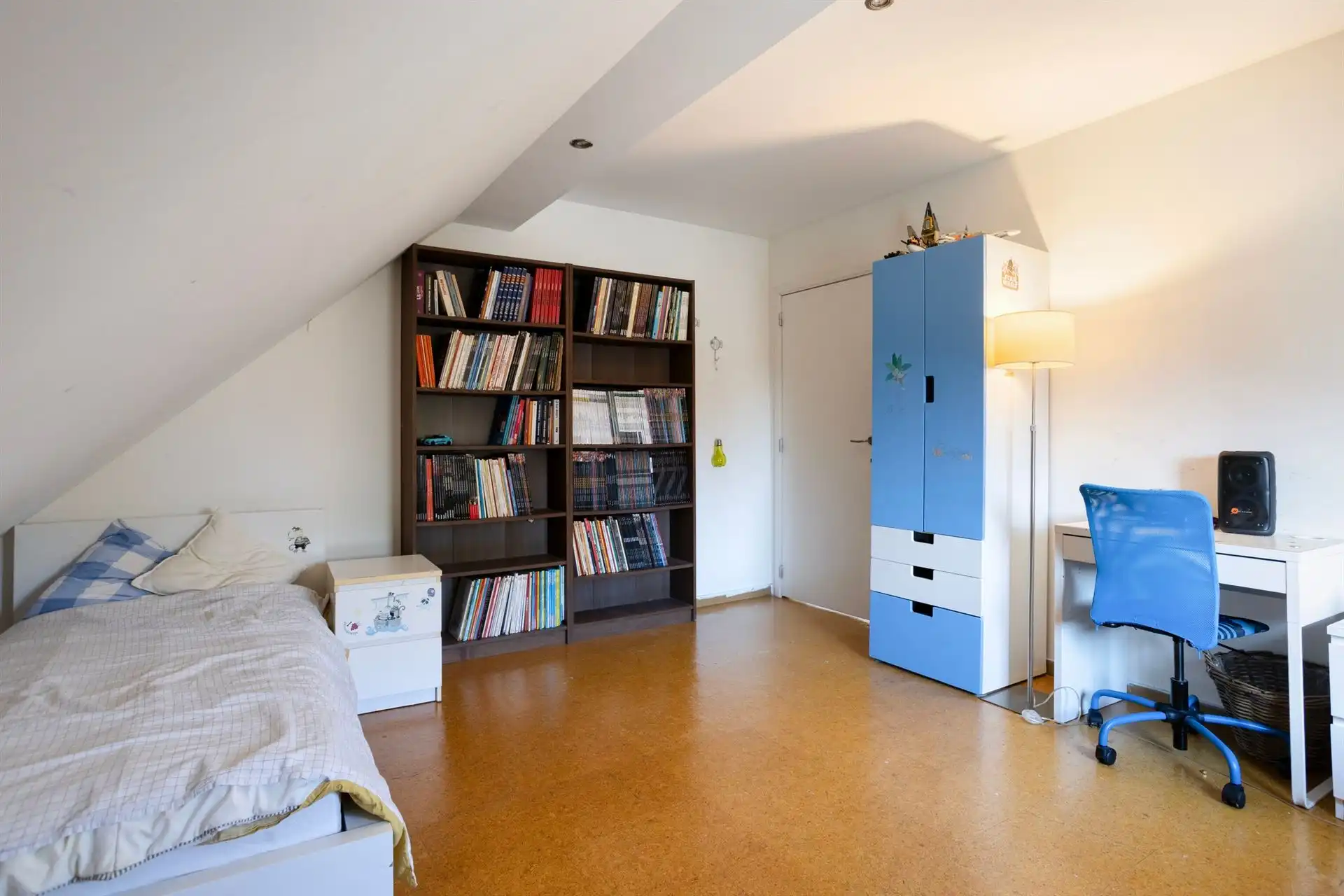 Aangename gerenoveerde villa op ruim perceel foto 23