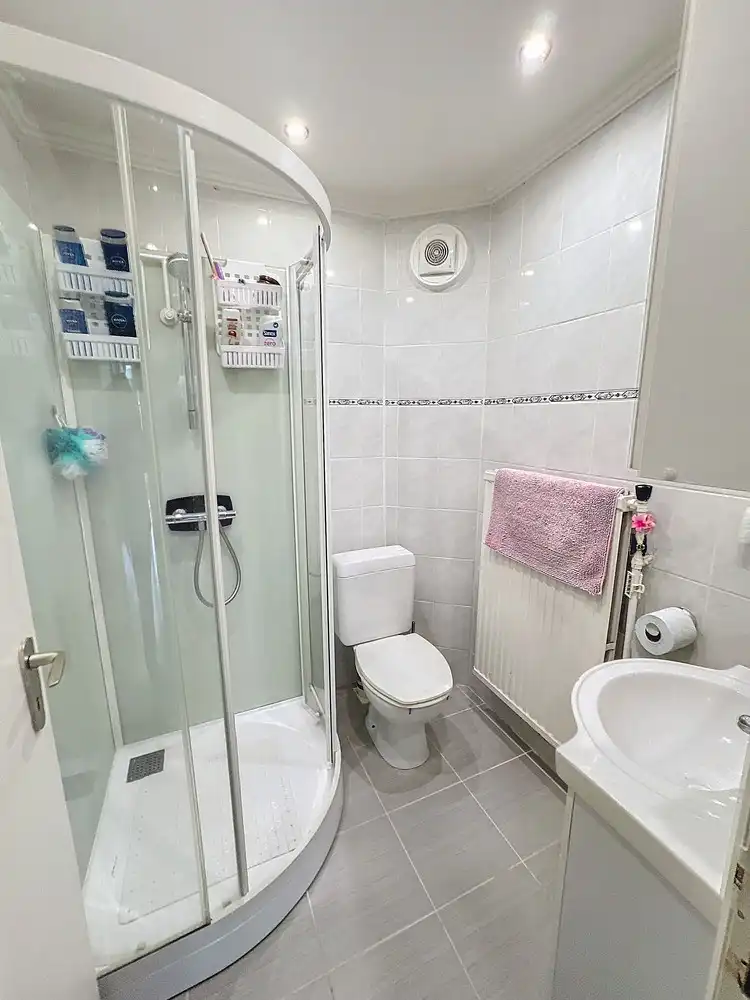 Uniek aanbod: Handelswoning met duplex en potentieel! foto 7