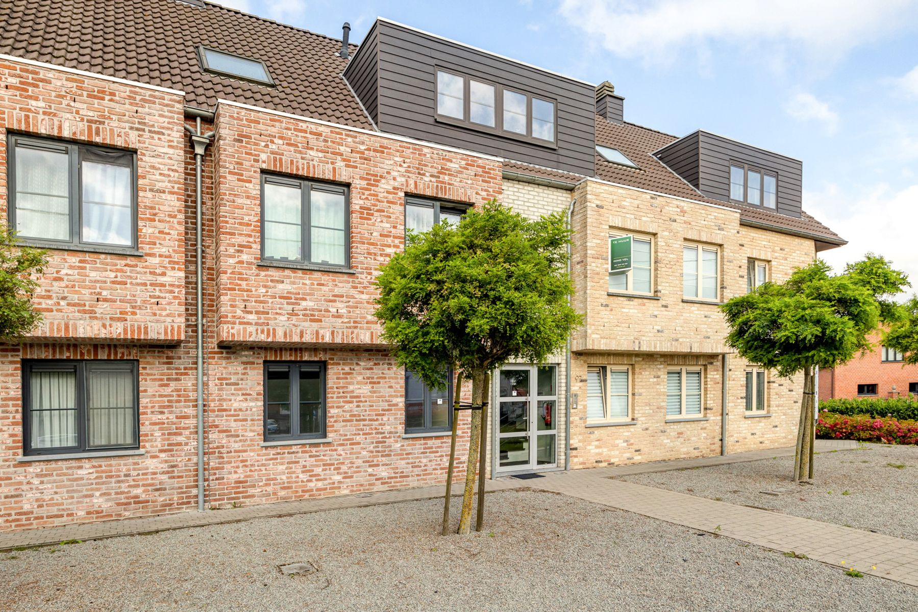 Instap-klaar GLVL-appartement (92m²) met 2 slpks en tuin foto 3