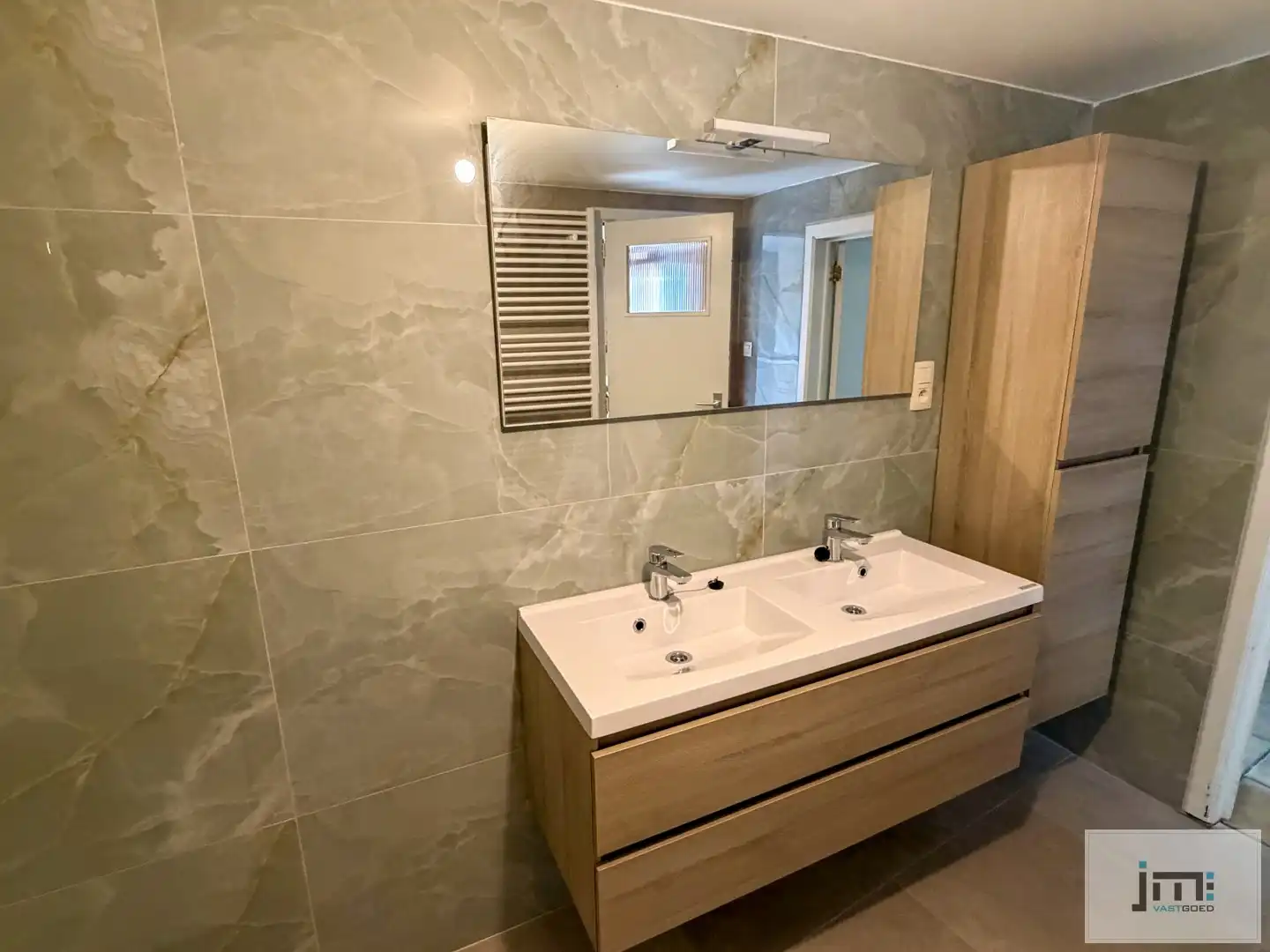 Gerenoveerde woning met tuin foto 11