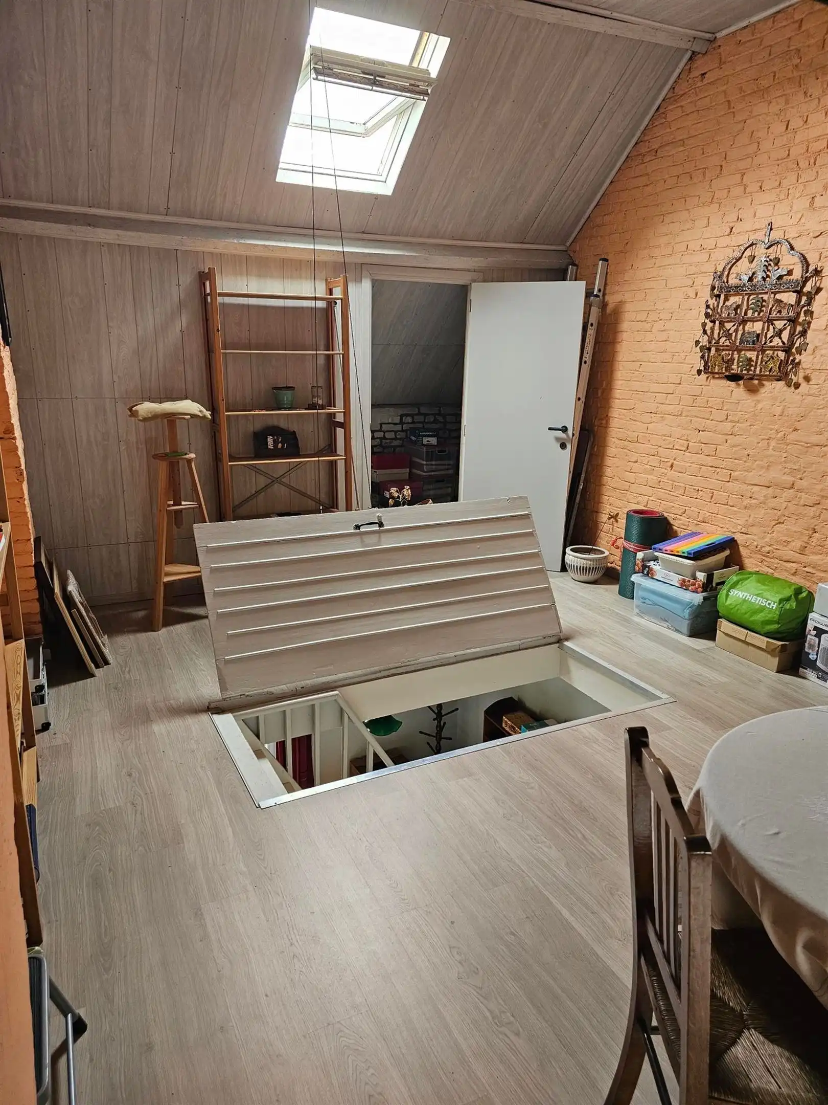 Rustig gelegen starters -of investeringswoning met zonnige koer en 3 slaapkamers. foto 12