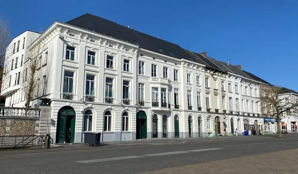 Handelsruimte te koop op Sint-Pietersplein in Gent foto 14