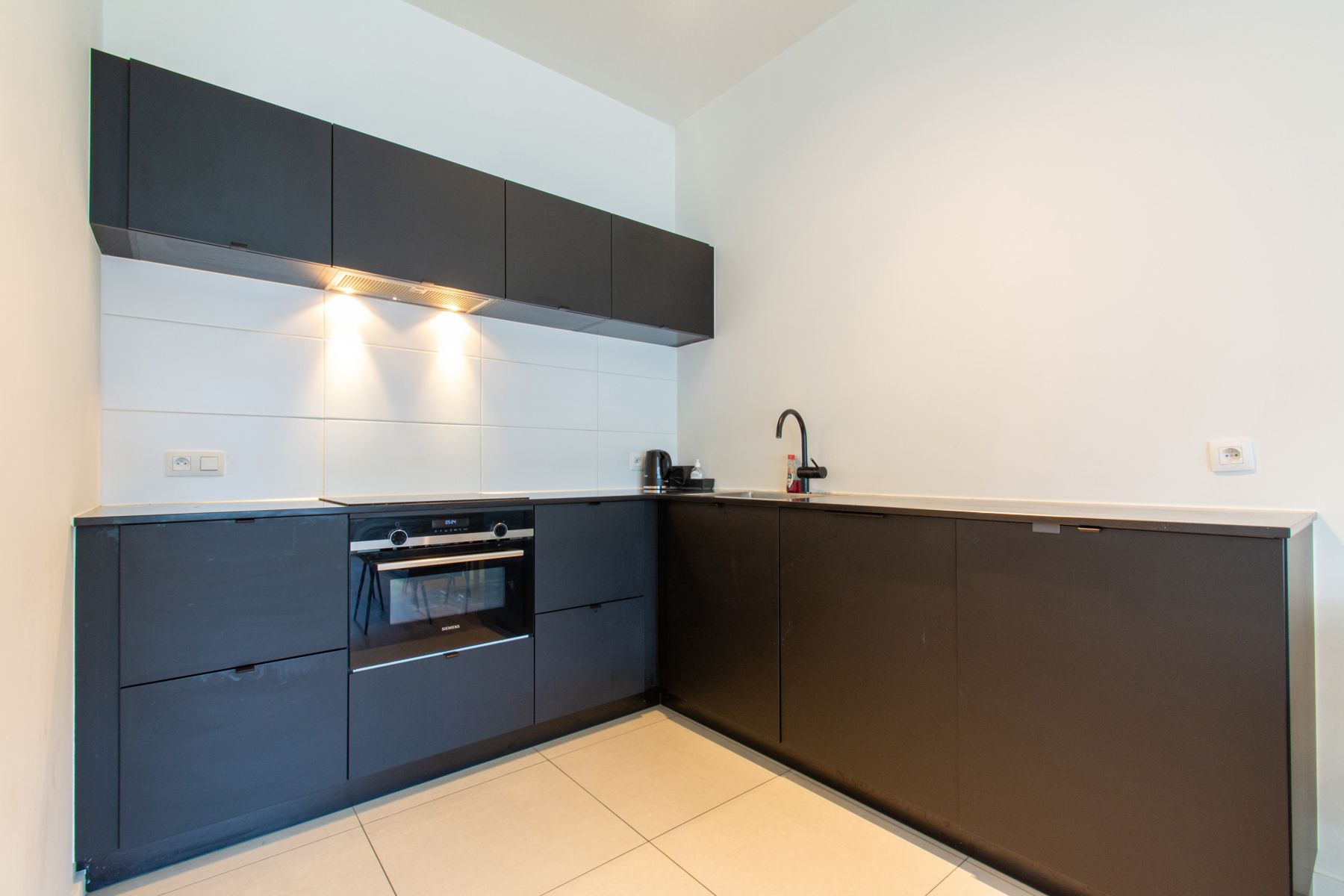 2 slaapkamer gemeubeld app. met groot terrras foto 7