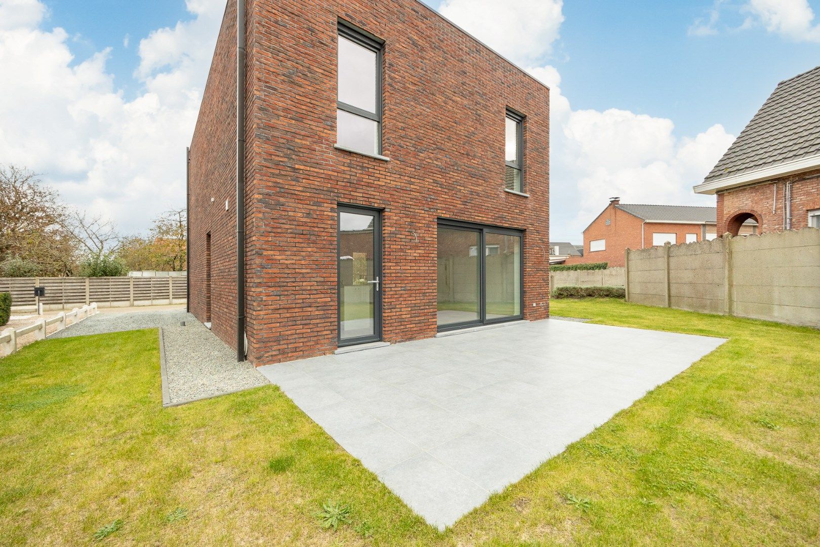 Nieuwbouw met drie slaapkamers foto 30