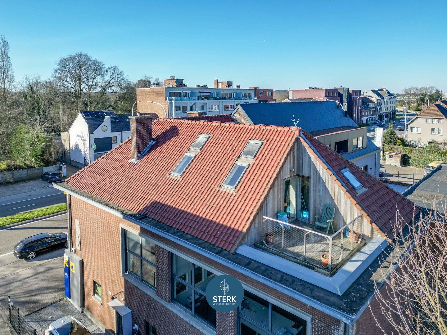 KANTOOR MET STUDIO EN APPARTEMENT OP EEN CENTRALE LOCATIE TE MAASMECHELEN ! foto 4