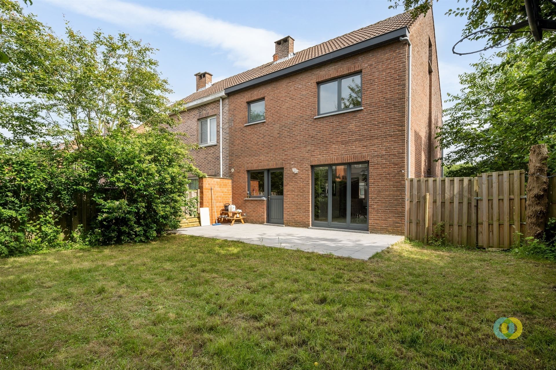 ** IN OPTIE ** bel-etage met zonnige tuin  foto 7