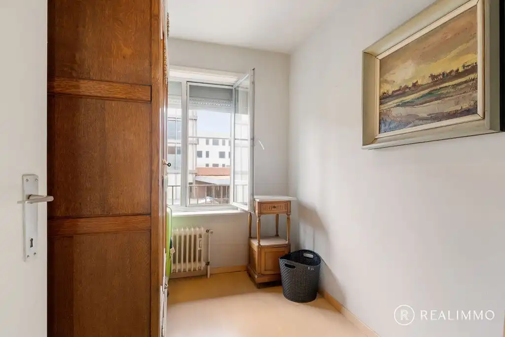 Ruim 3-slaapkamerappartement met terrassen in het centrum van Avelgem foto 11
