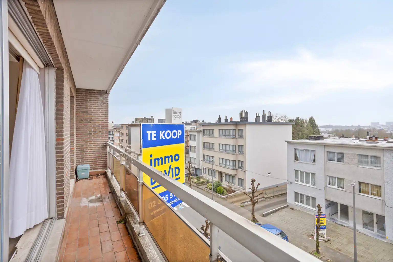 Te moderniseren hoekappartement met twee slaapkamers foto 19