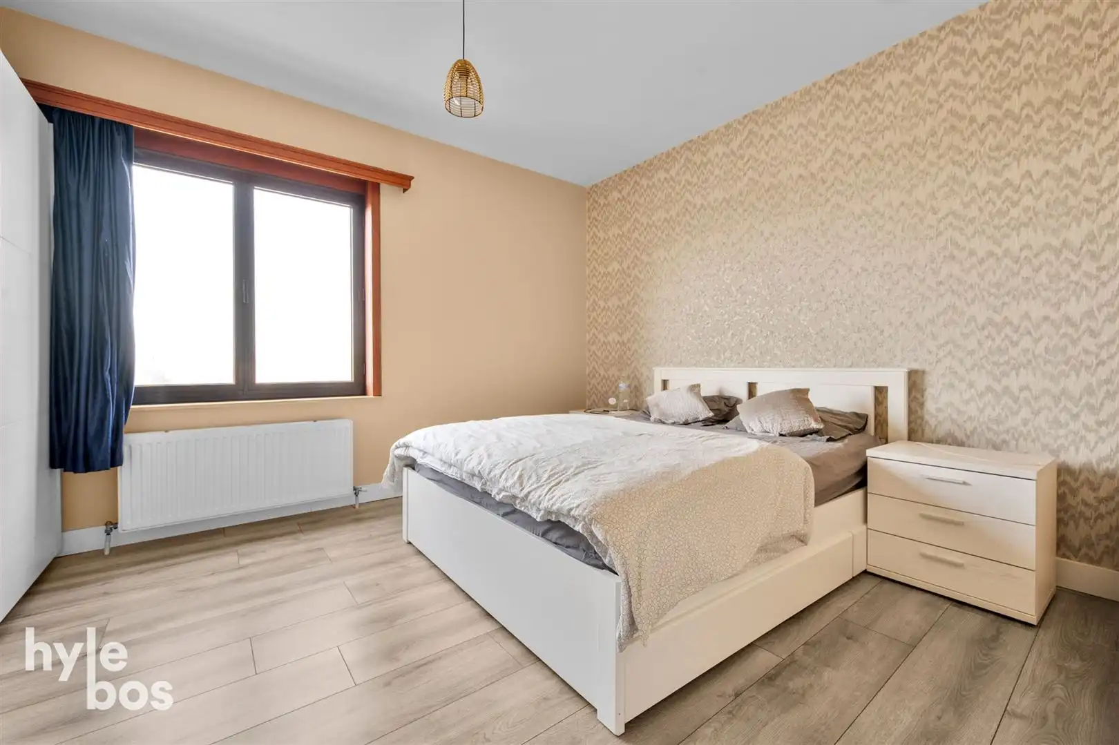 Opbrengsteigendom met 5 ruime appartementen en garages op topligging foto 25