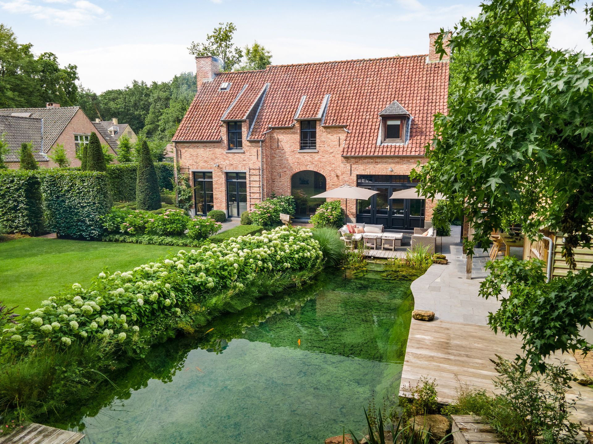 Recente villa met poolhouse en zwemvijver in Zoersel (Halle) foto 36