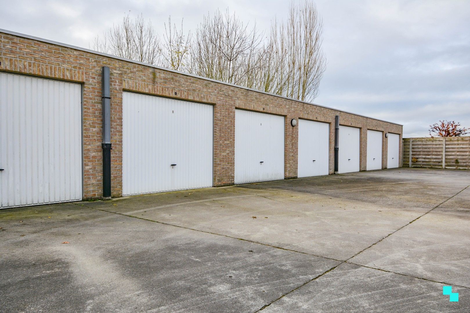 1-slaapkamer appartement met garagebox in dorpskern Gits foto 27