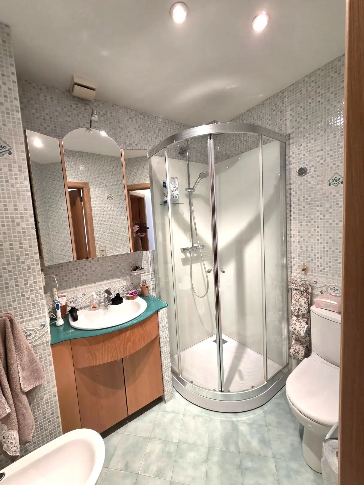 Schitterende 3-gevelwoning met 4 slaapkamers en 2 badkamers. foto 18