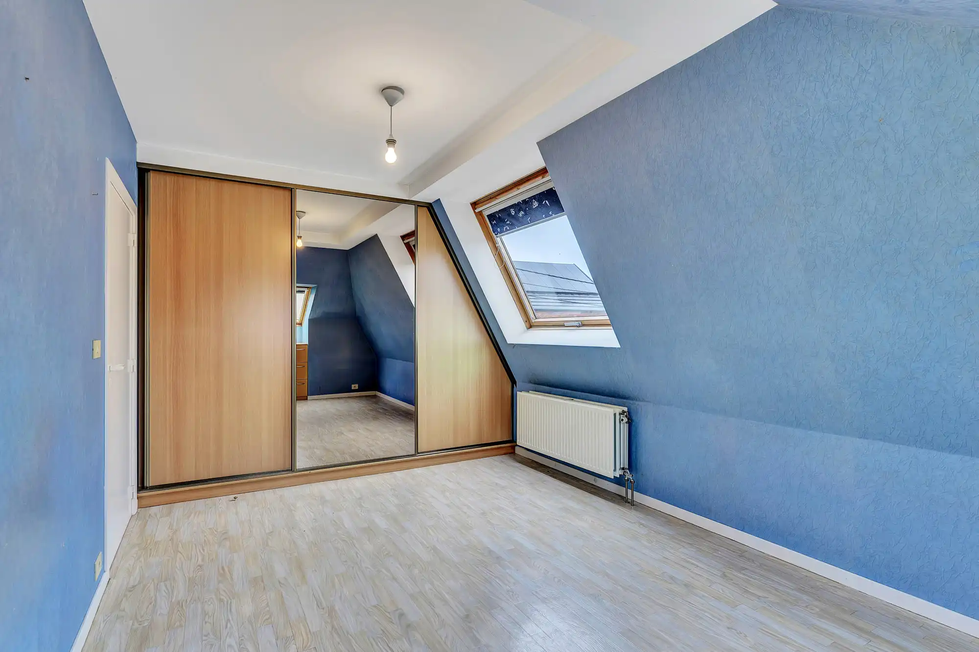 Instapklare HOB met tuin en garage foto 12