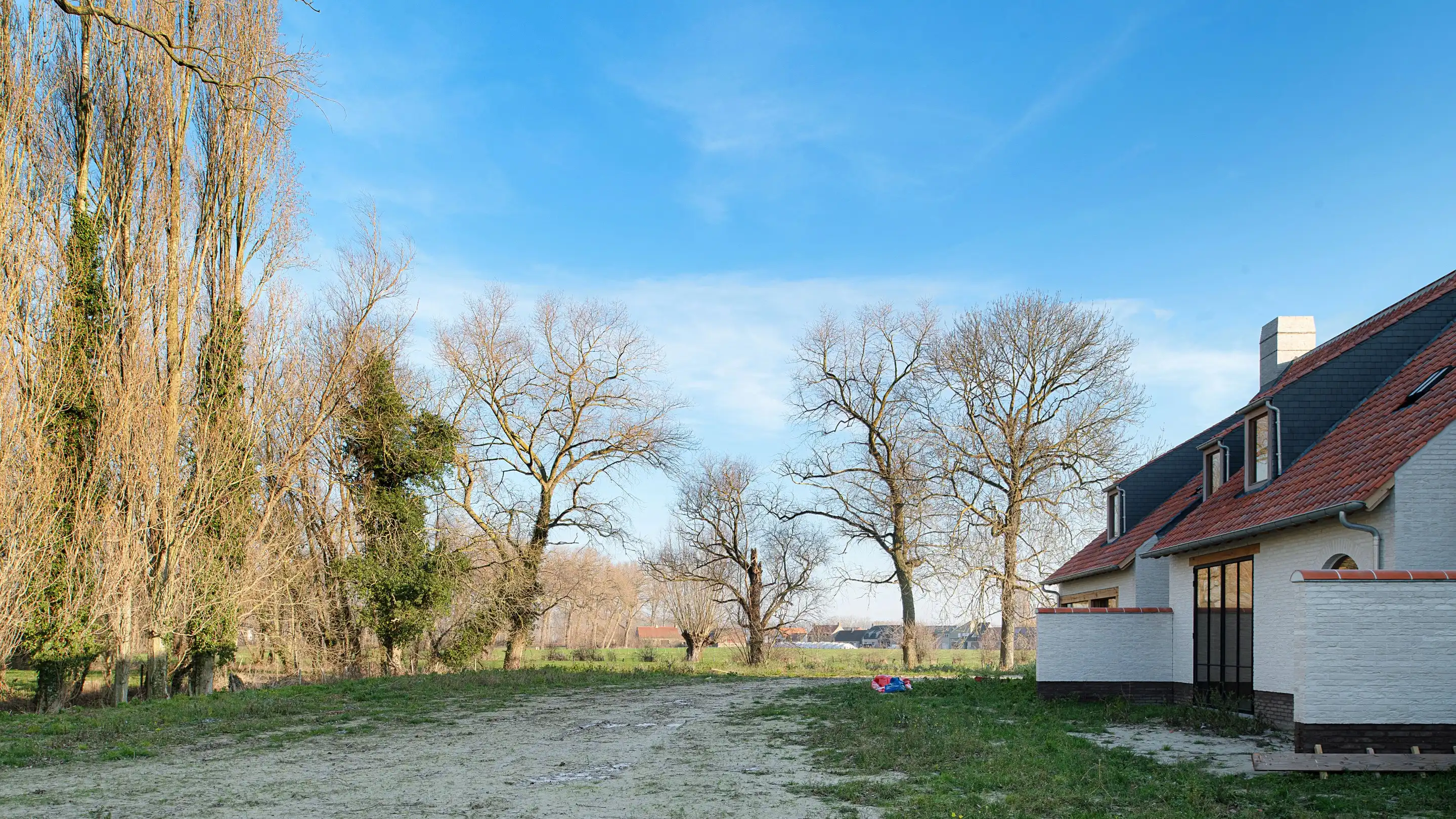 Nieuwbouw casco woning rustig gelegen te Lapscheure. foto 9