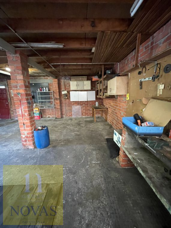 Bungalow vlak aan het centrum van Lommel, tuin naar het zuiden georiënteerd, perceelbreedte 19 meter, 10 are foto 18