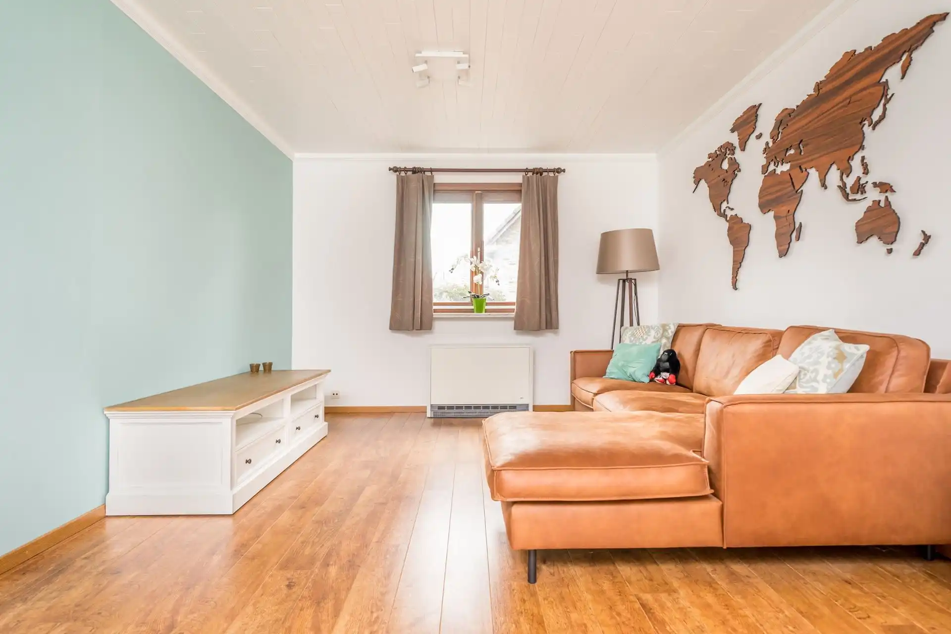 Vrijstaande woning met 3 slpk, garage en zonnige tuin in Leest foto 6