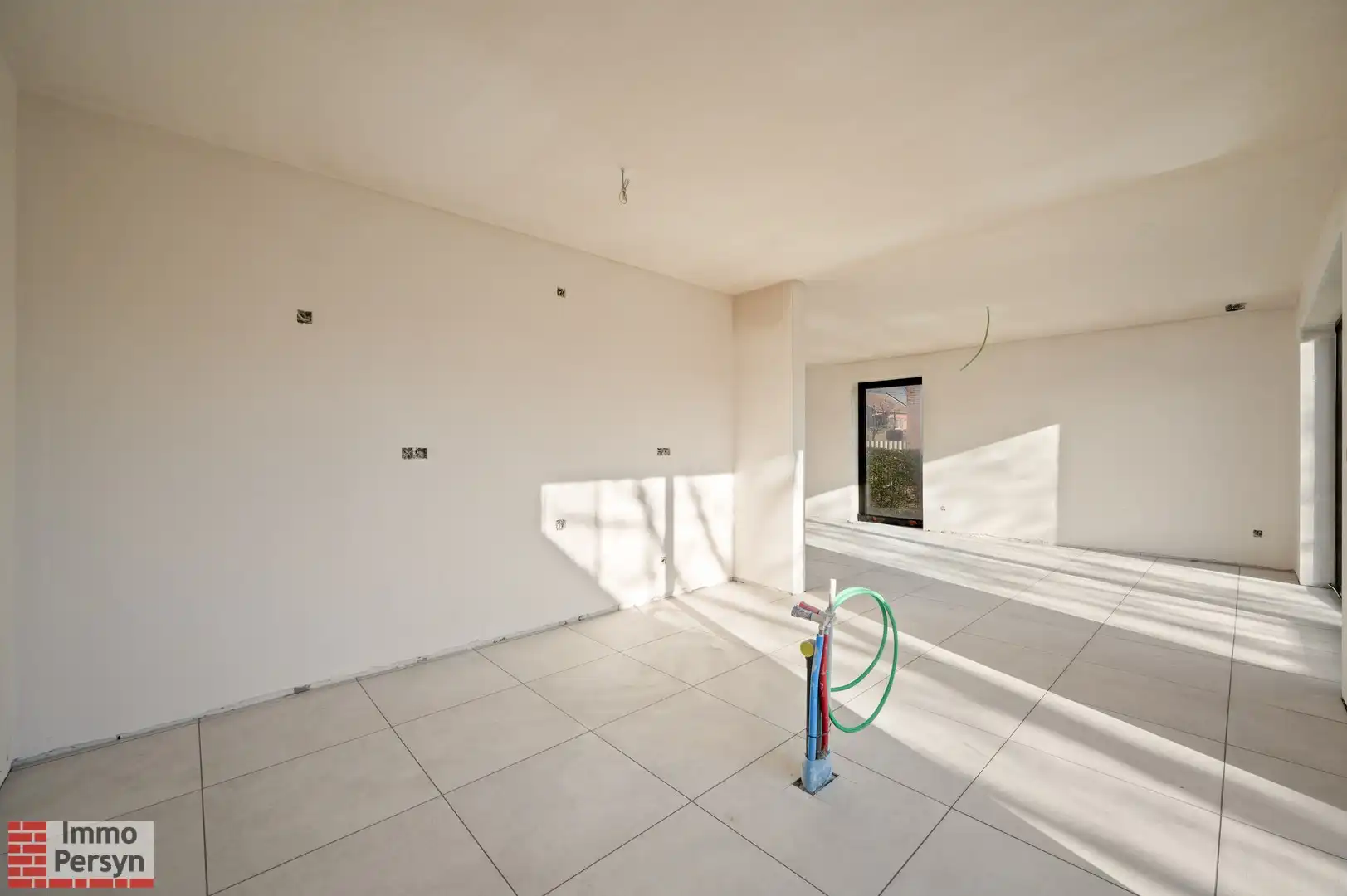 Prachtige nieuwbouw halfopen bebouwing in rustige straat foto 8