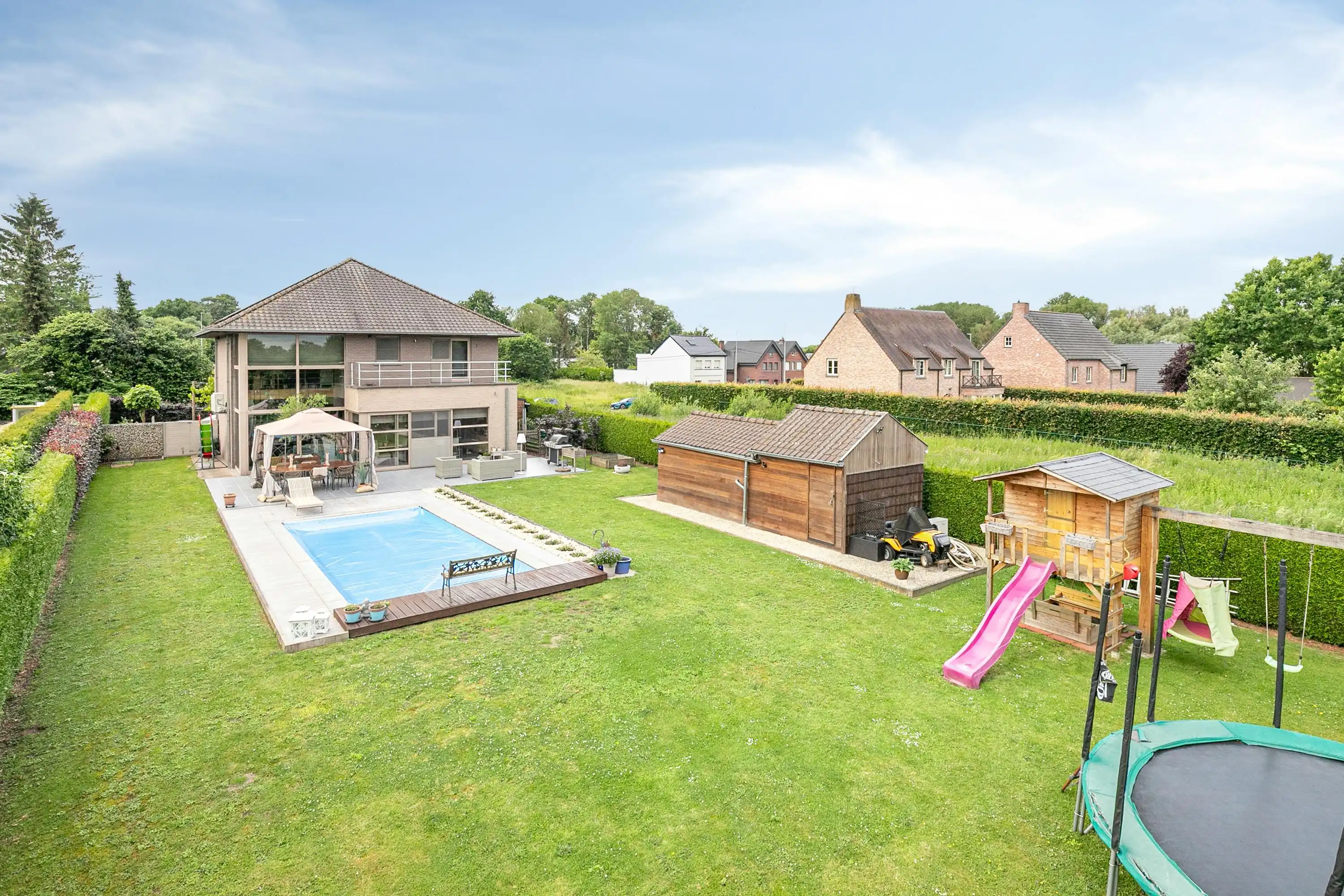 Villa met 4 slaapkamers en zwembad op ca 1150m² in Erpe-Mere foto 2