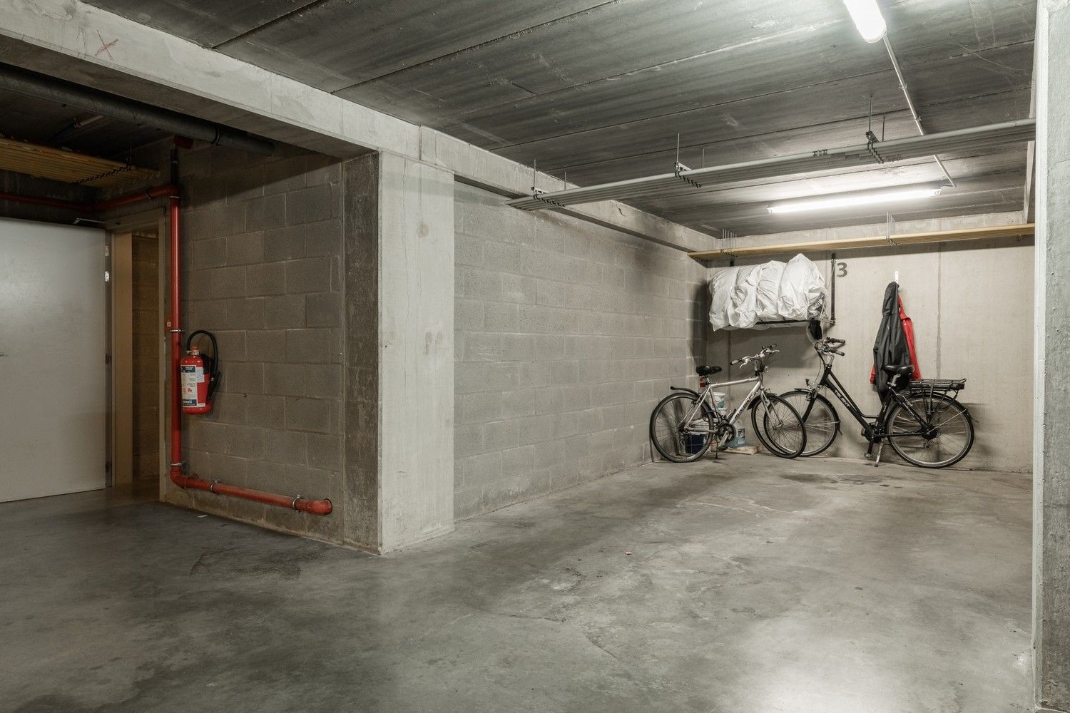 Mooi 2 slaapkamer appartement op een gunstige ligging foto 23