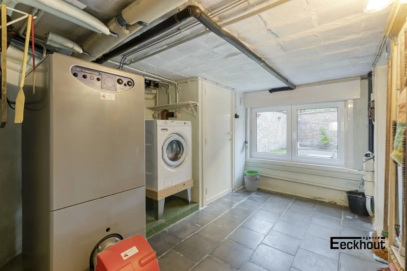 Zeer verzorgde woning met gezellige tuin in de Vuurtorenwijk te Oostende. foto 22