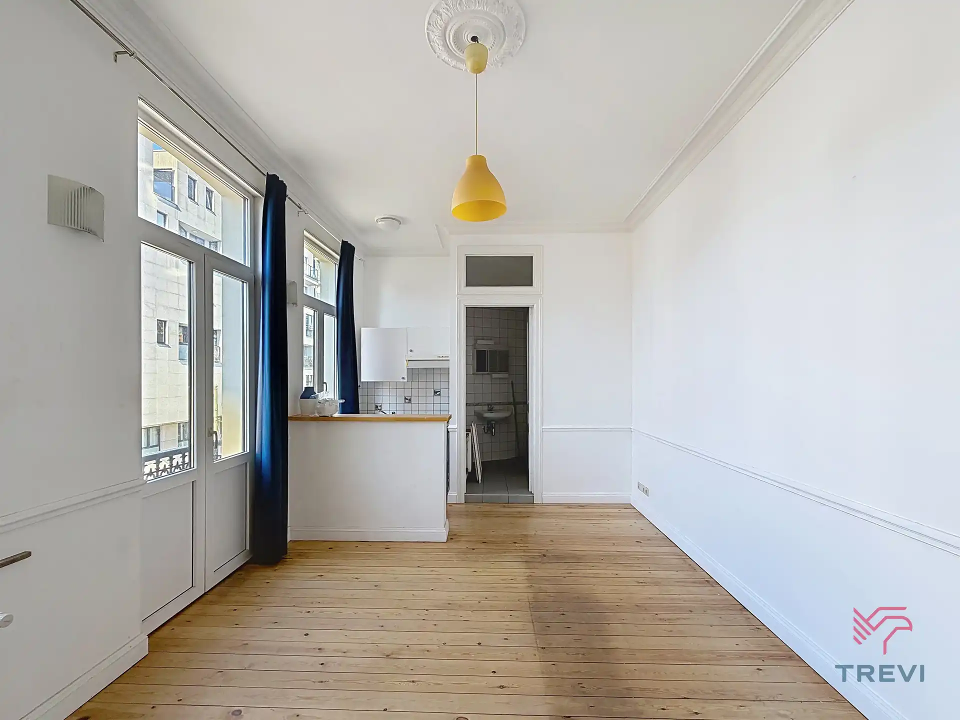 Ongemeubileerde studio, ideaal gelegen foto 3