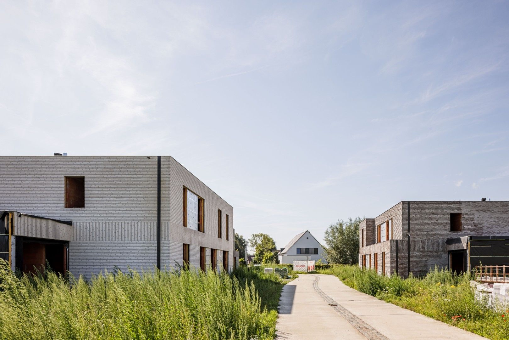 Moderne energiezuinige woning met 4 slpk’s en garage foto 2