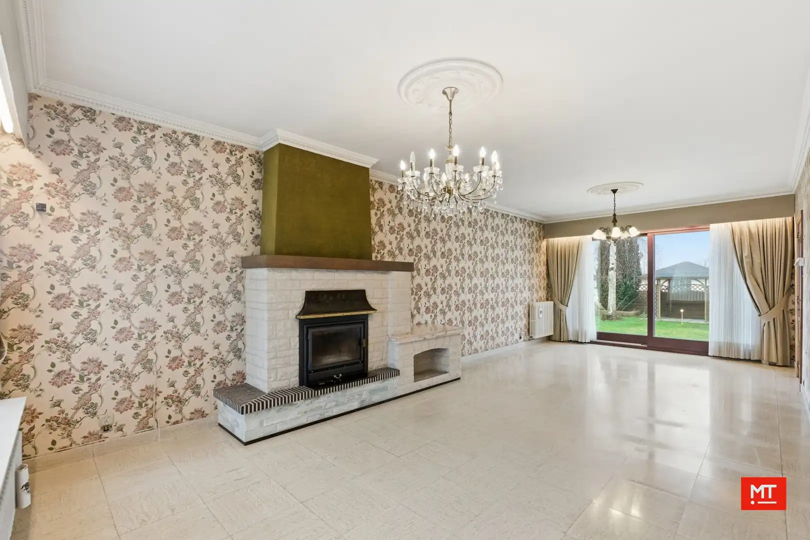 IN OPTIE - Te renoveren woning met 3 slaapkamers (+ mogelijk) en tuin te koop in Moorslede foto 3