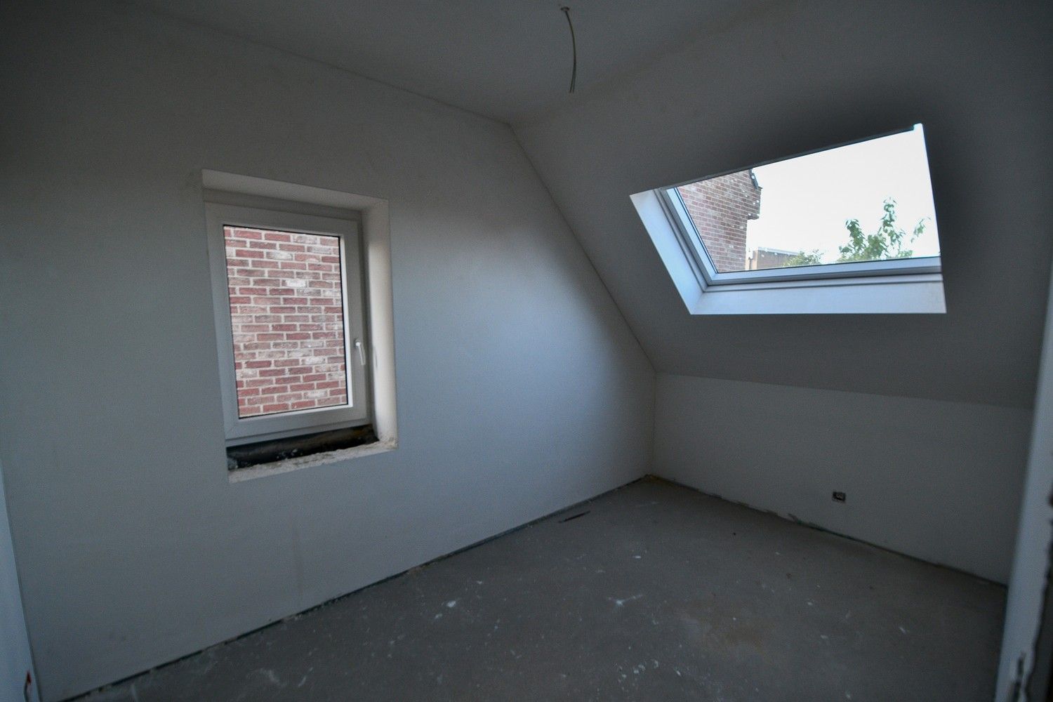 Gerenoveerde dorpswoning met lichtrijke keuken en 3 slaapkamers foto 12