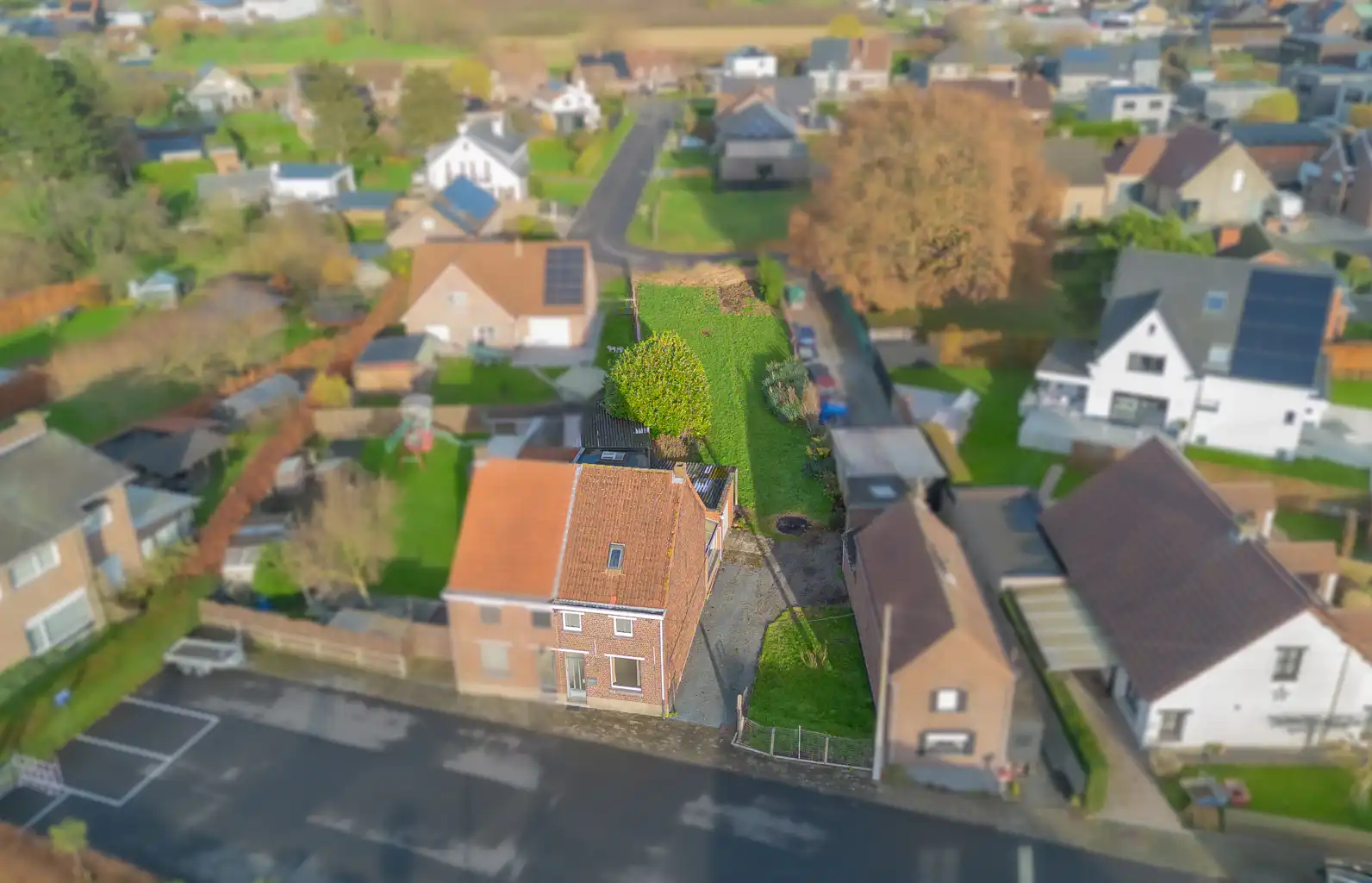 Op te frissen gezinswoning met 3 slaapkamers foto 12