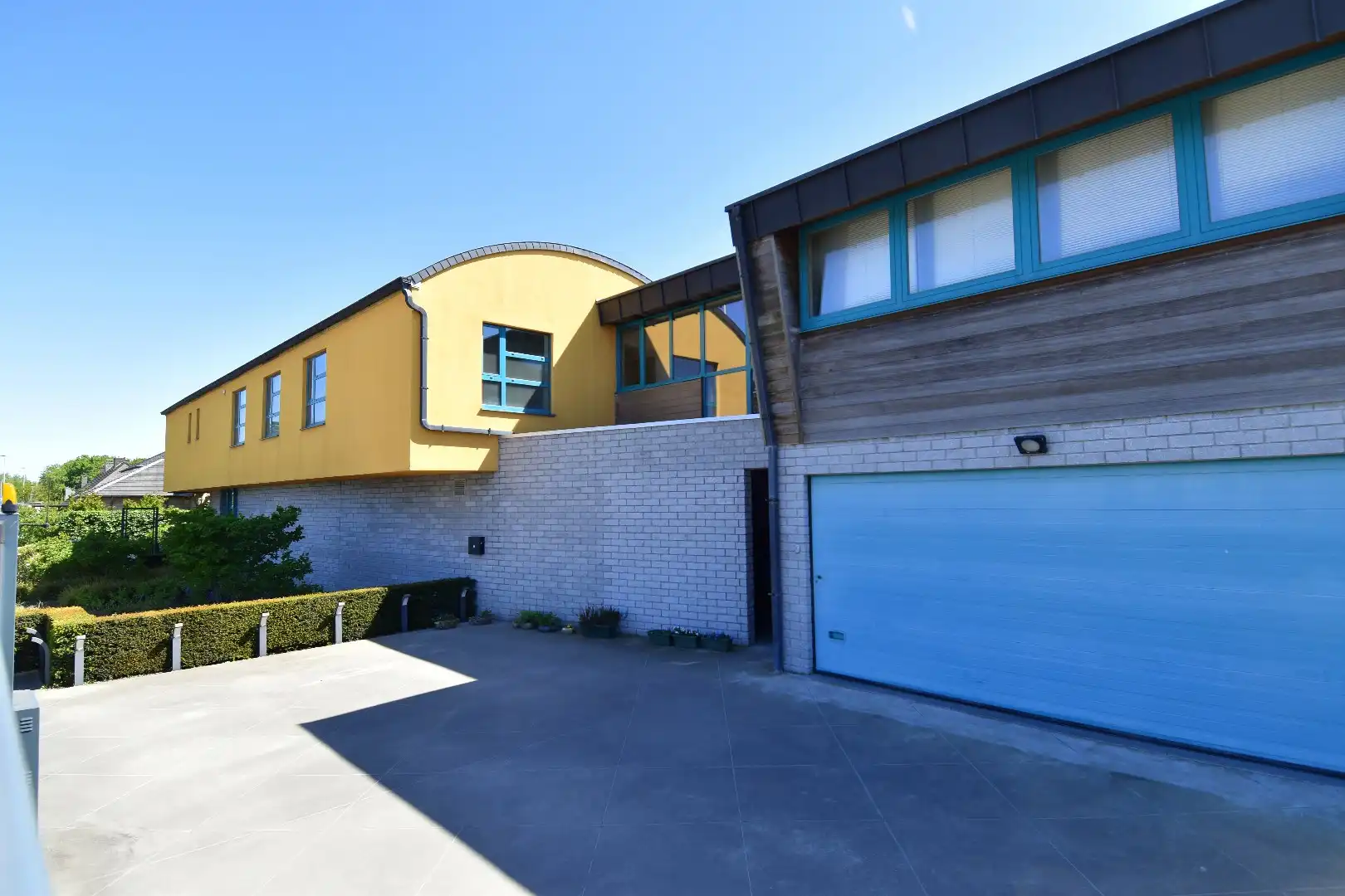 Uitzonderlijk vastgoed te koop op een zeer royaal perceel (2103 m²) in Gullegem foto 26