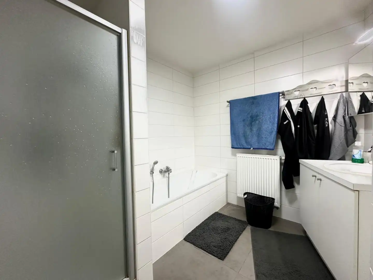 Appartement in het centrum van Sint-Kruis foto 8