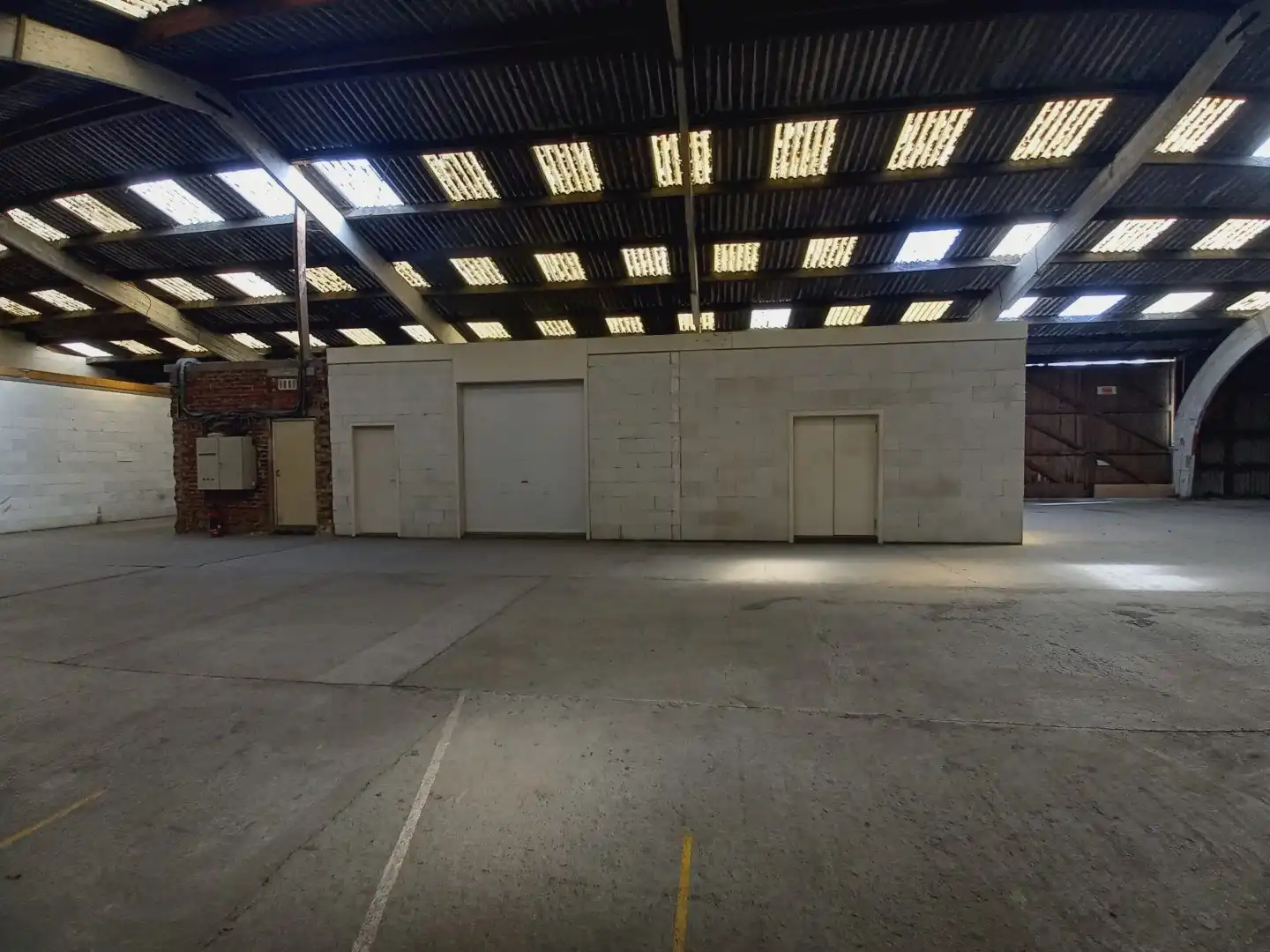 Garage te huur Statiestraat 38 -/L16 - 8840 Staden