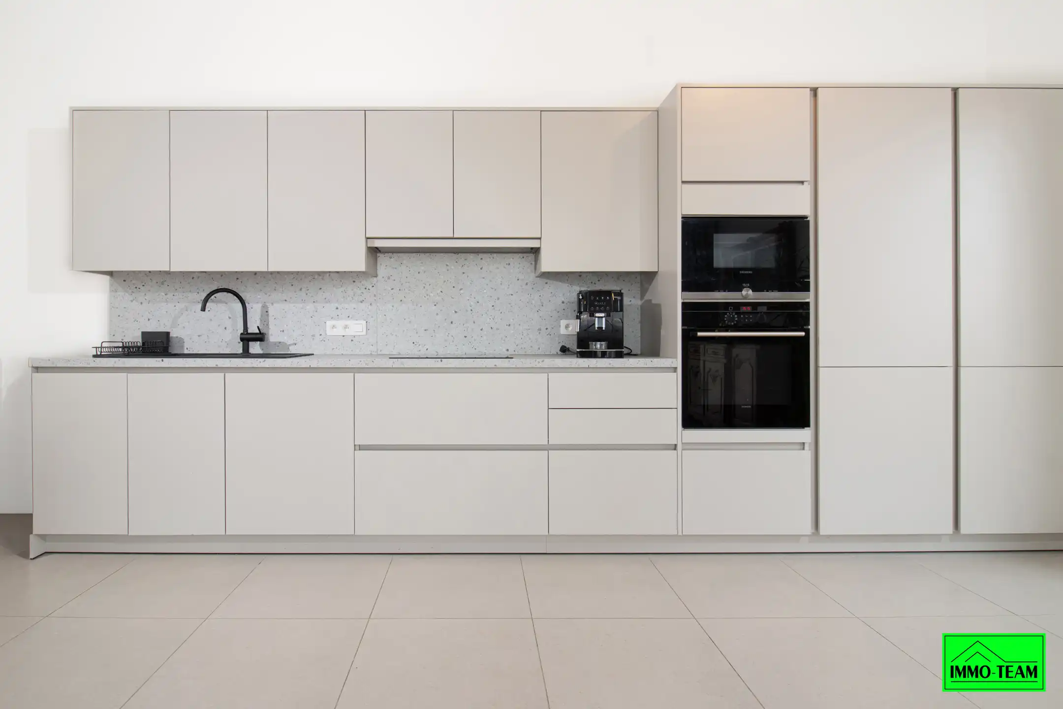 Energiezuinig, recent appartement vlakbij centrum foto 6