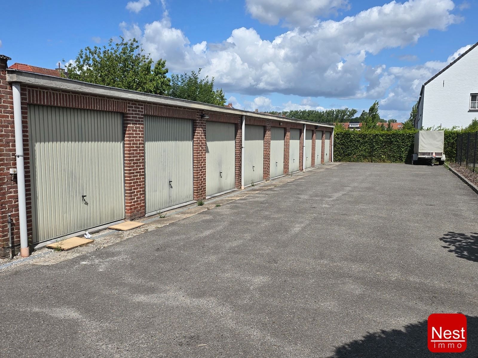 Drie opbrensgtgebouwen foto 26