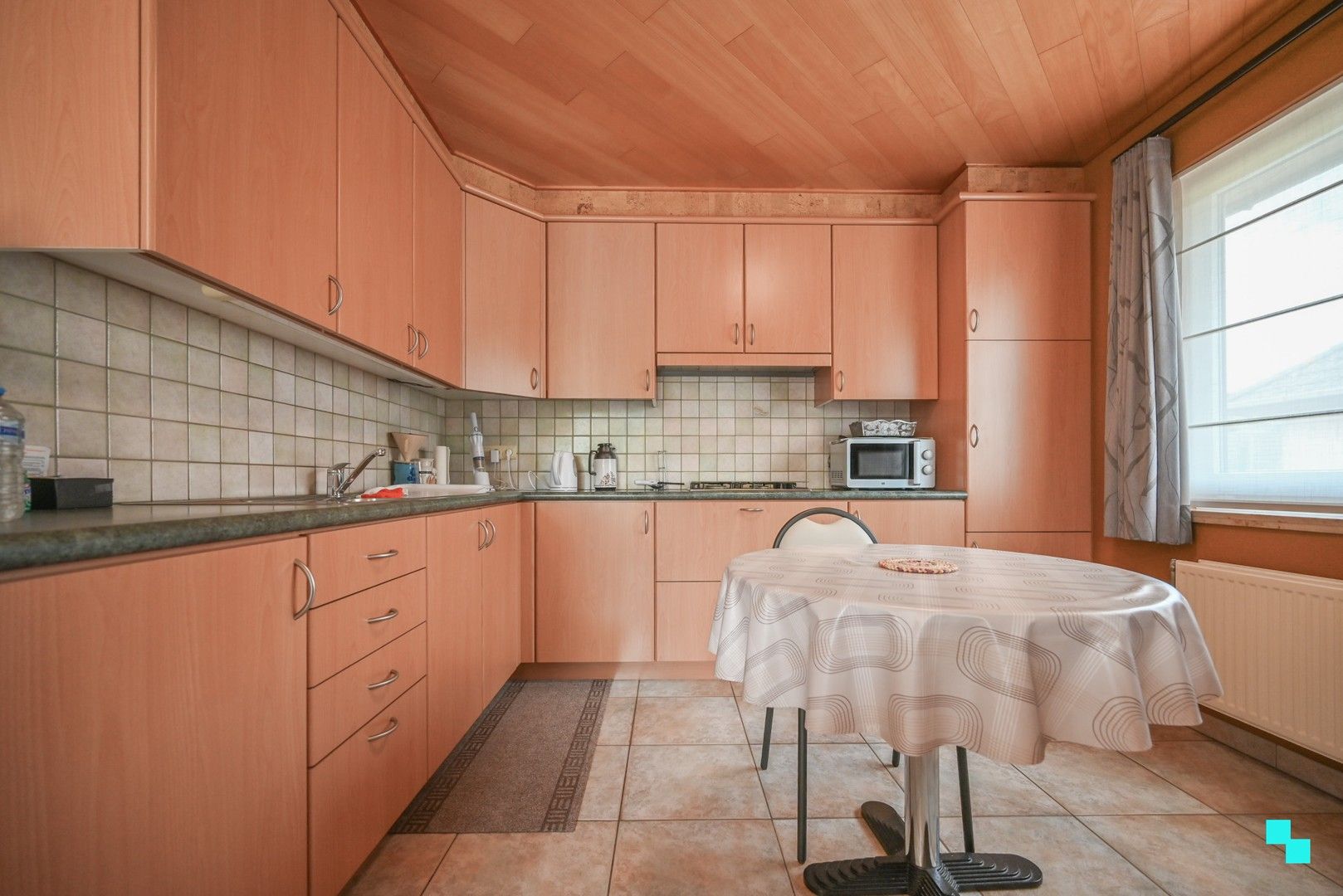 Instapklare bungalow rustig gelegen te Moorslede foto 9