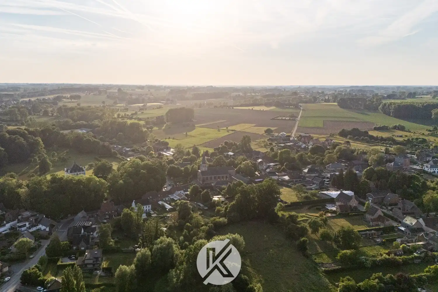 Uniek renovatieproject met ruimte en karakter foto 23