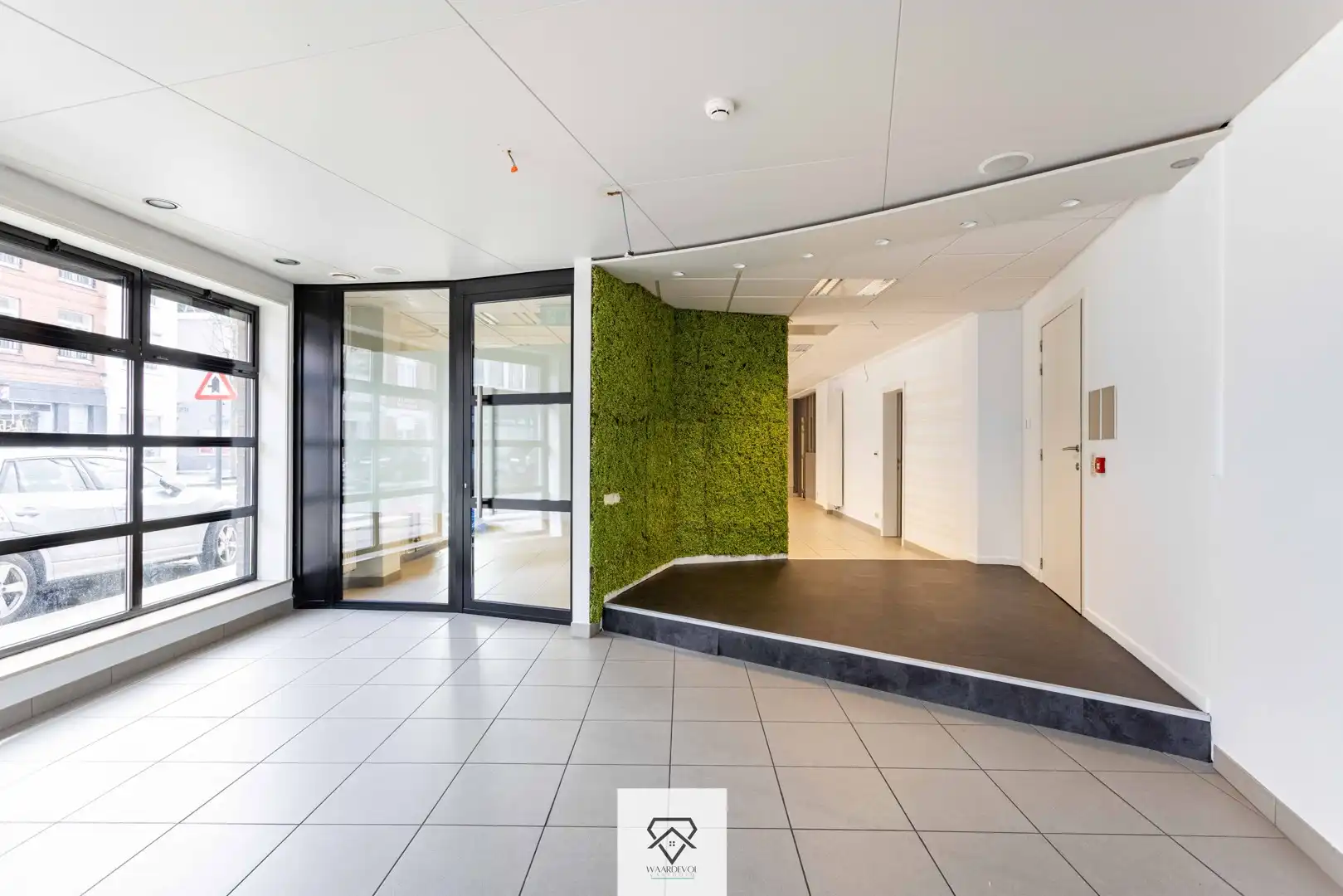 Uniek hoekgebouw (737 m²) in Gent: Direct instapklaar óf herontwikkeling tot appartementen foto 8