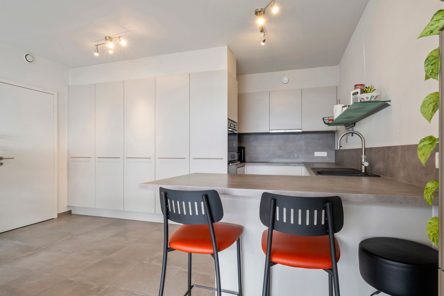 Penthouse incl. garage met riant zonneterras! foto 9